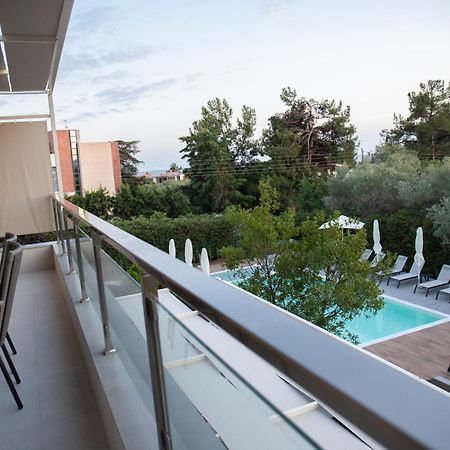 8 Boutique Suites Nea Poteidaia Exterior photo
