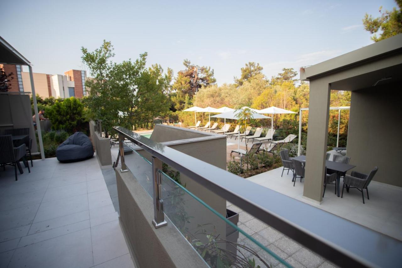 8 Boutique Suites Nea Poteidaia Exterior photo