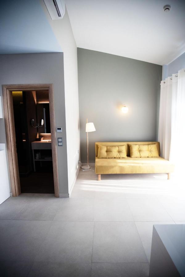 8 Boutique Suites Nea Poteidaia Exterior photo